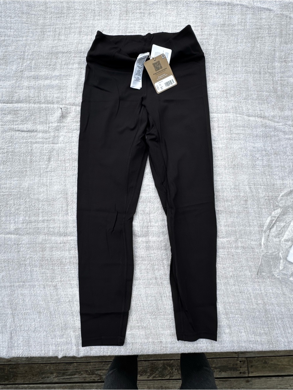 Patagonia Kids Black thermal Maipo Leggings - NWT